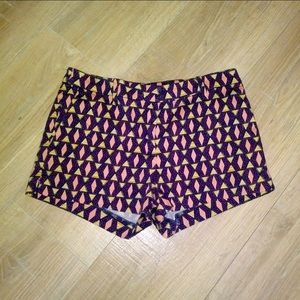 H&M colorful triangular pattern summer shorts